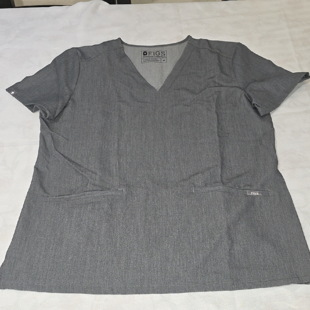 🌸NEW FIGS Casma 3 Pkt Charcoal‎ V-Neck Scrub Top